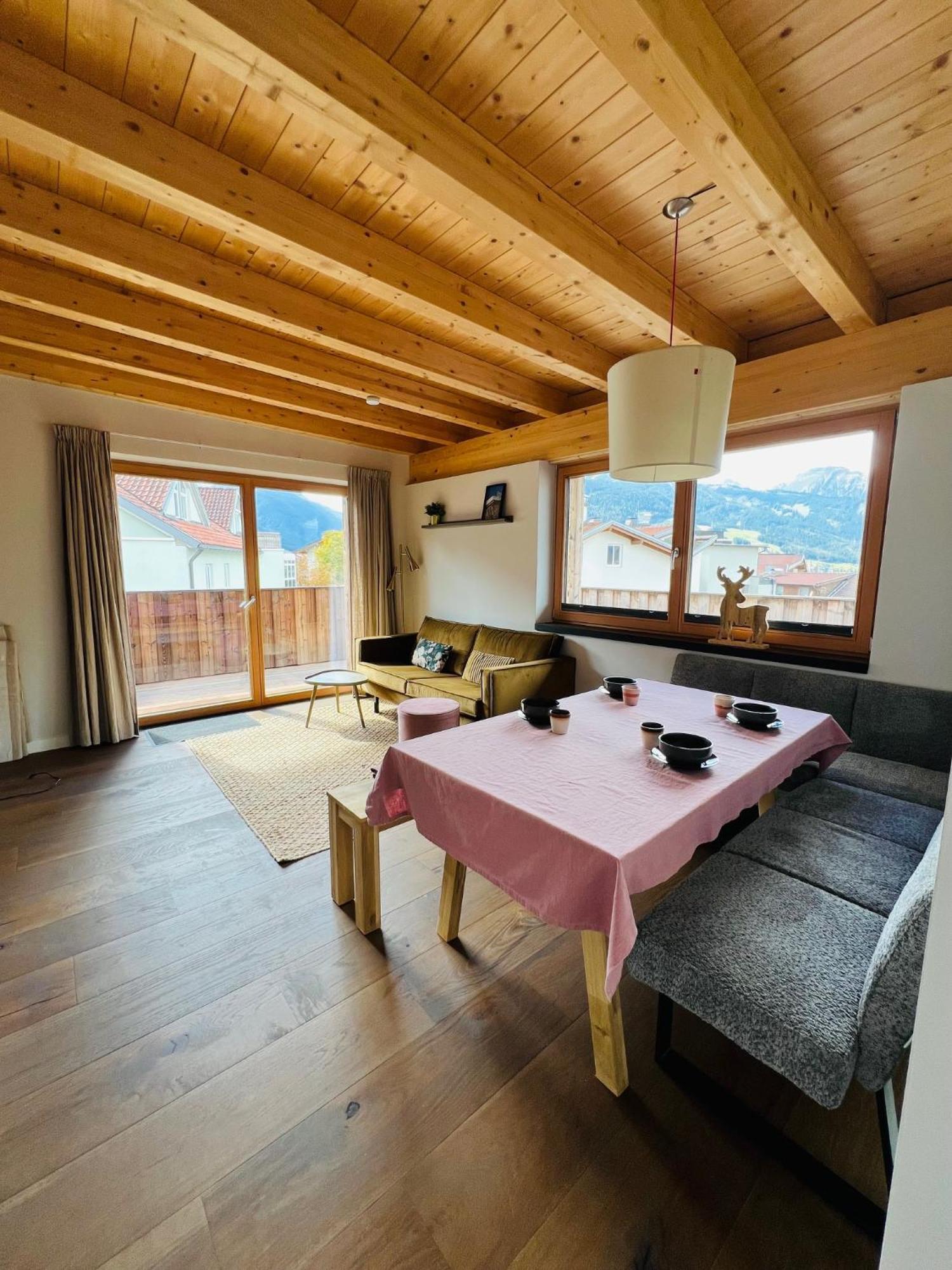 Chic Lodge-Apartments Ehrwald Eksteriør billede